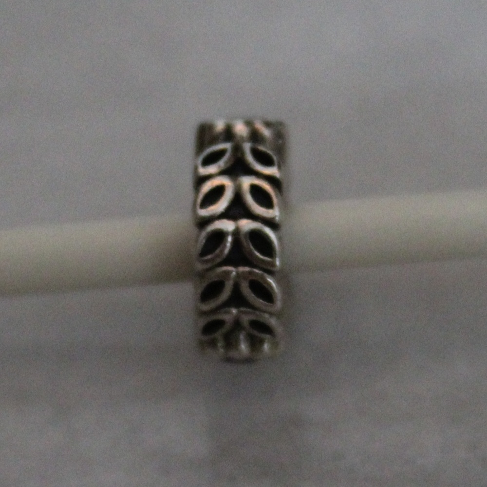 Pandora Retired Violet CZ "Twice As Nice" Spacer - Picture 3 of 3